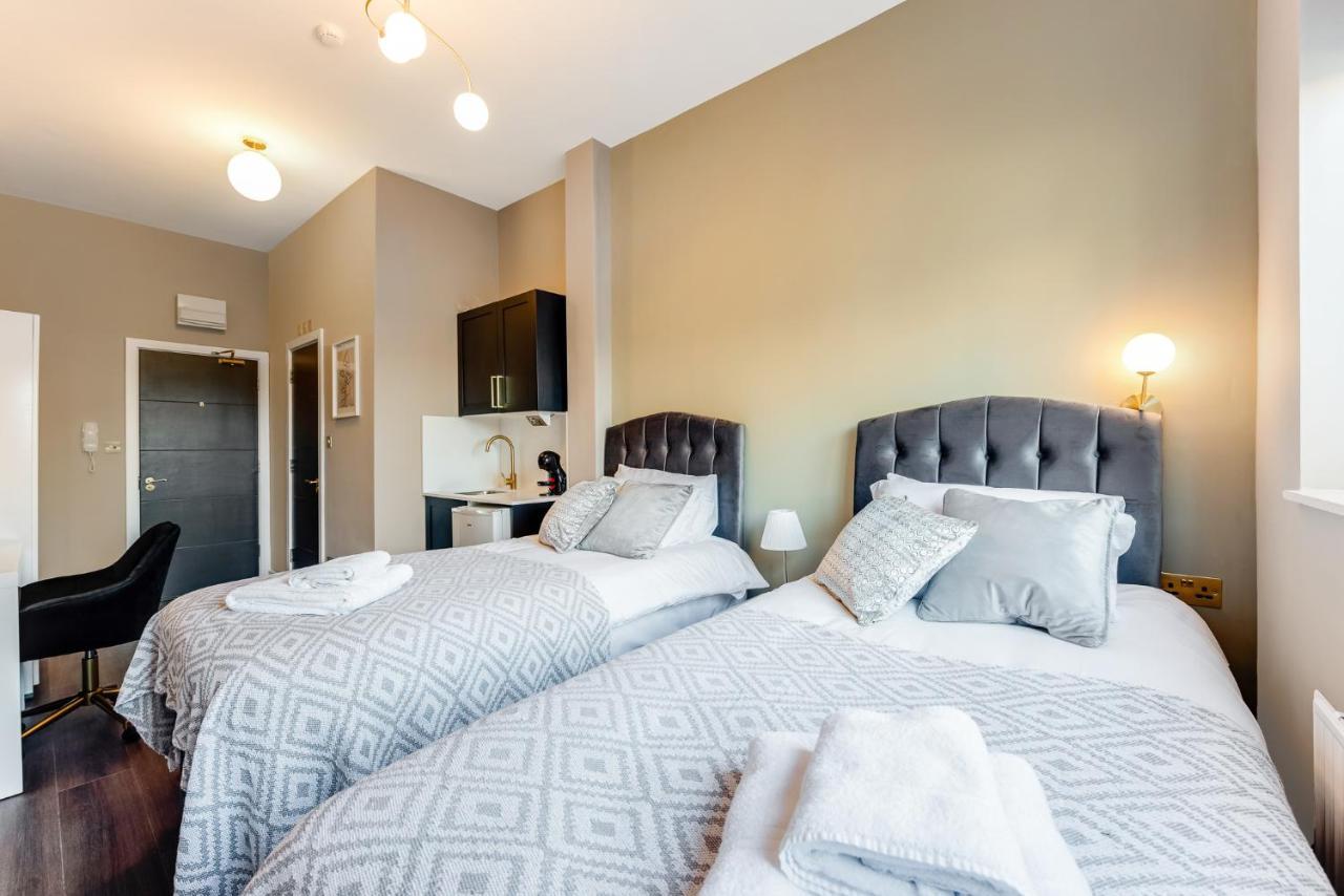 Elegant Studio - Perfect For Explorers Apartment ลอนดอน ภายนอก รูปภาพ